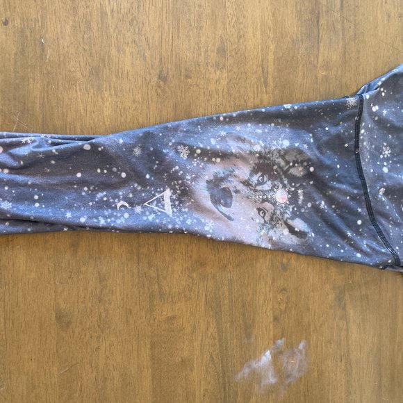 Teeki Run With the Wolves Hot Pants Size S - Picture 3 of 5